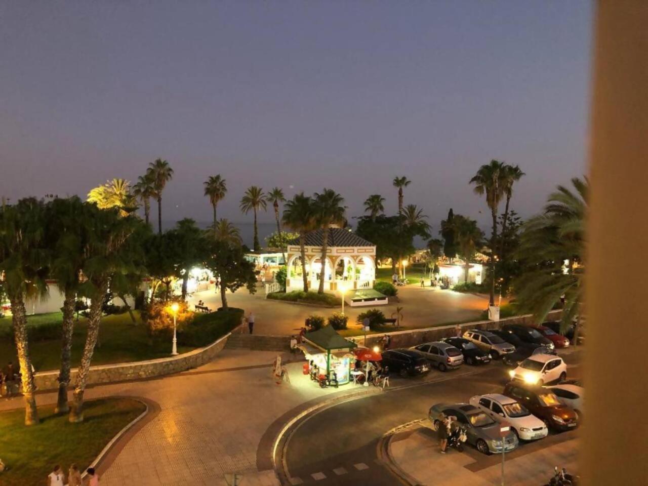 Apartamento El Nido Torre Del Mar Luaran gambar