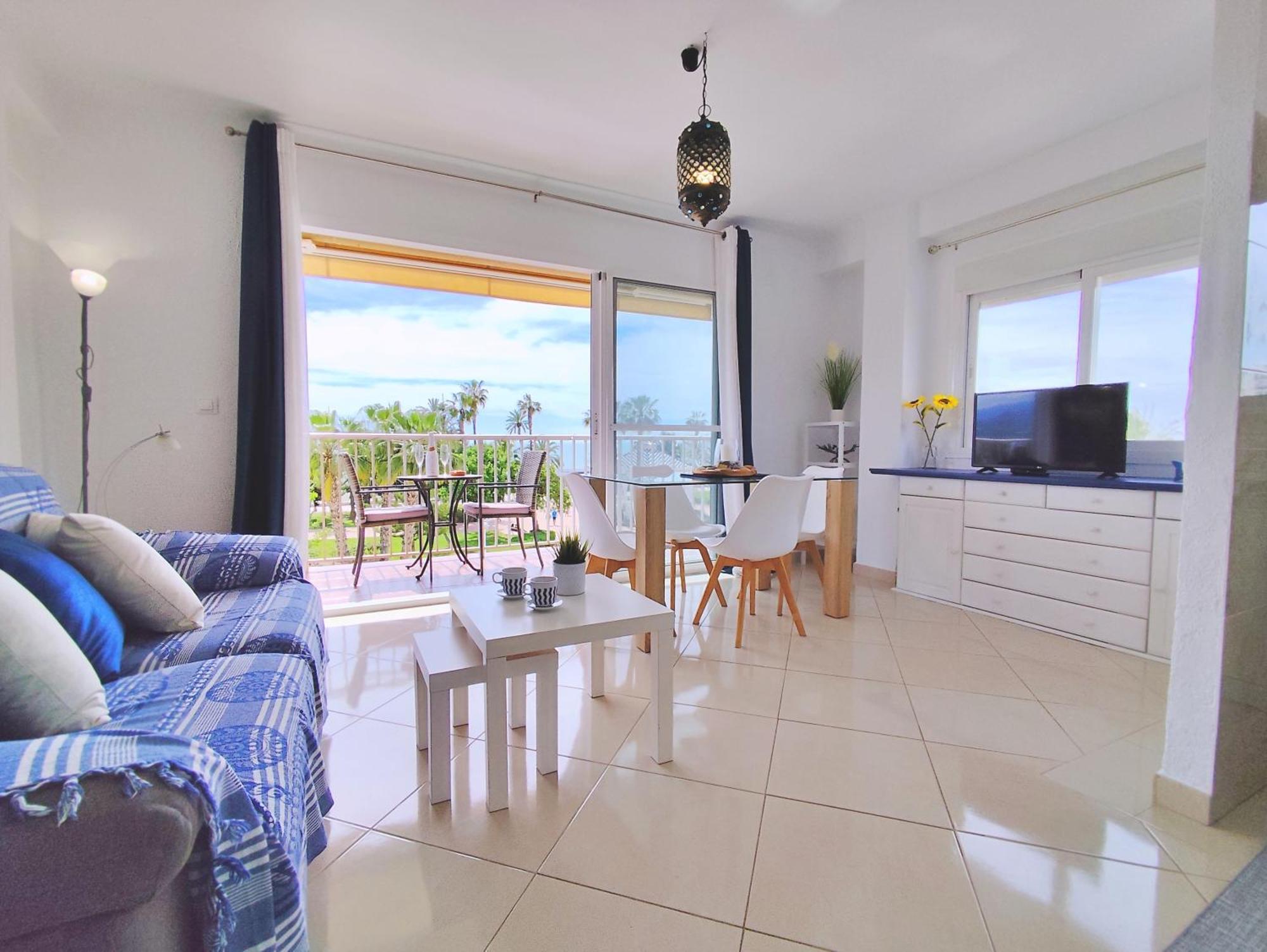 Apartamento El Nido Torre Del Mar Luaran gambar