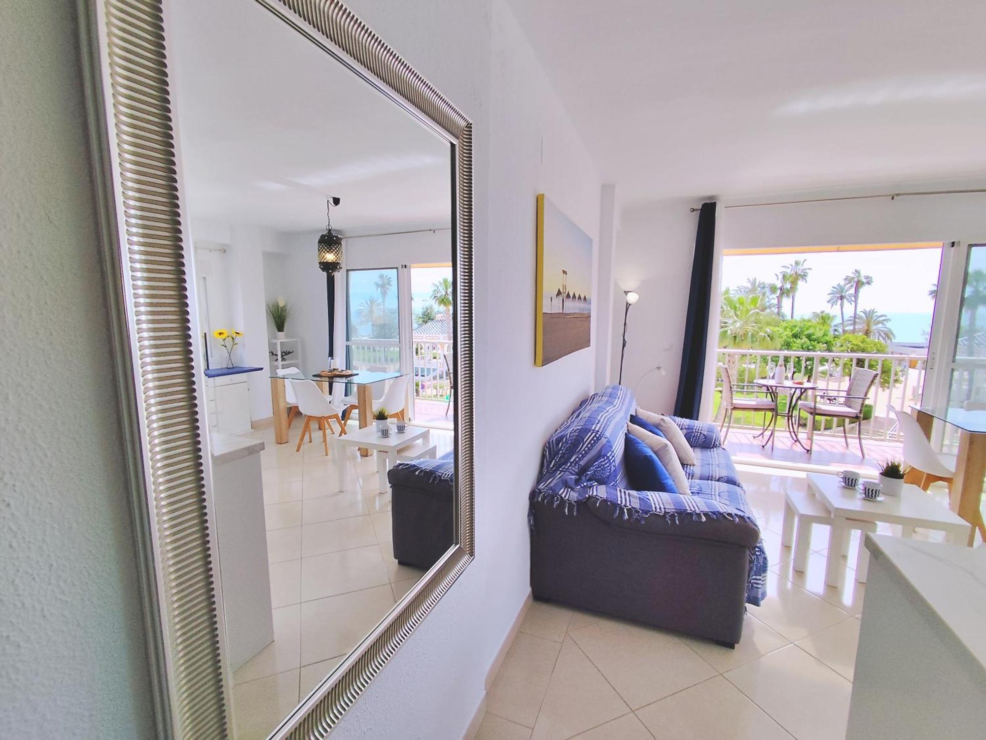 Apartamento El Nido Torre Del Mar Luaran gambar