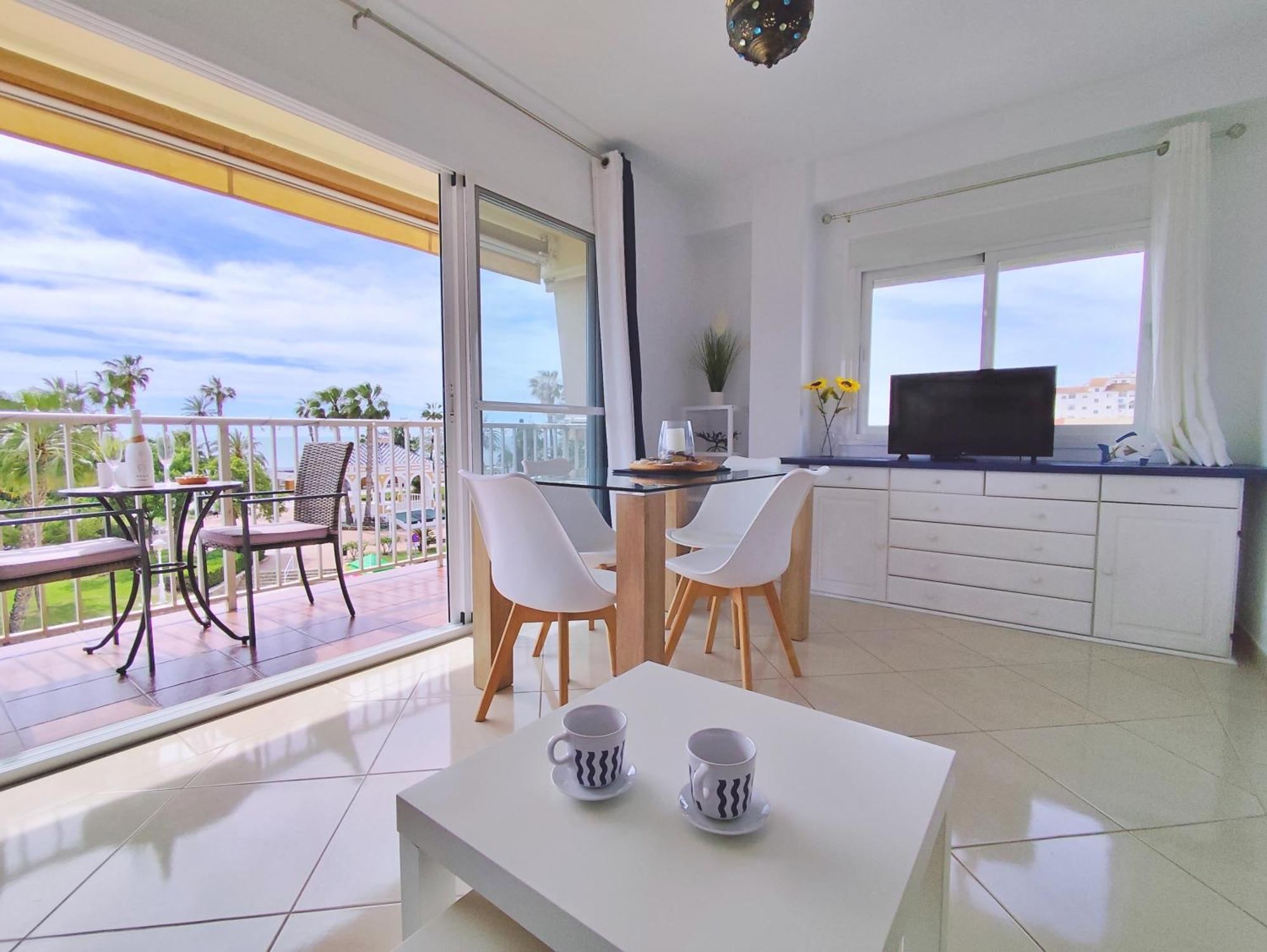 Apartamento El Nido Torre Del Mar Luaran gambar